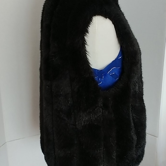 COACO New York Black Faux Fur Reversible Vest Sz S - Picture 7 of 13